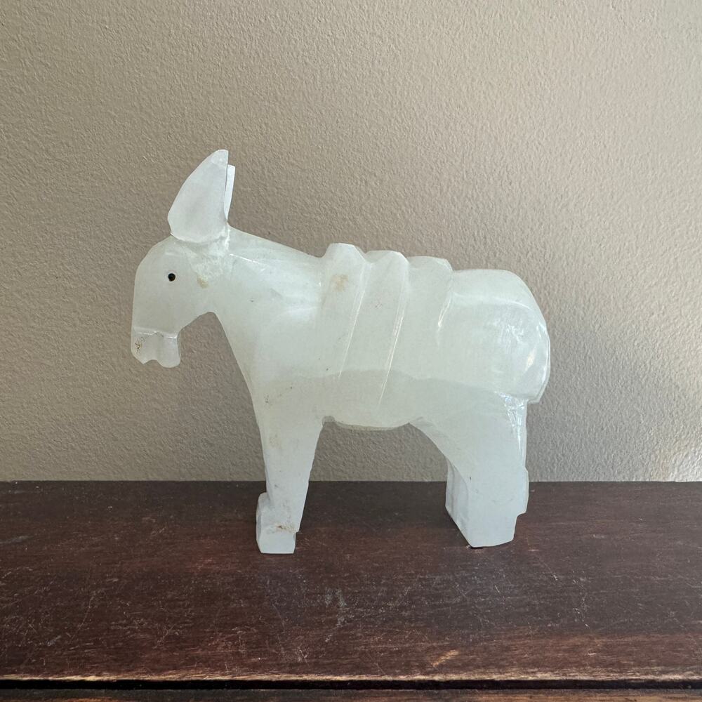 Vintage Hand Carved‎ White Onyx Crystal Donkey Burro Figurine Mexican Folk Art